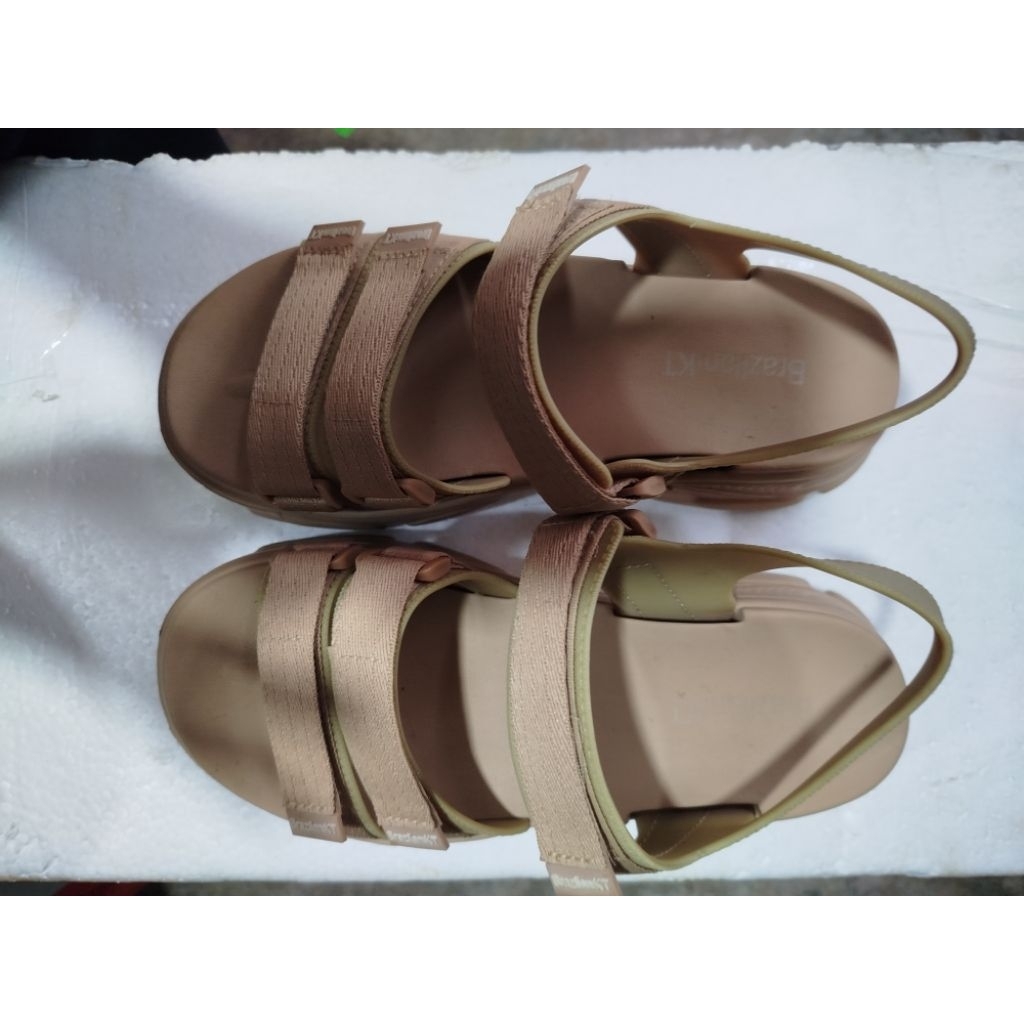 sandal nữ 3 phân đế bằng