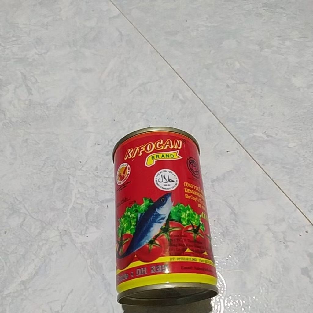 2 lon cá sốt cà Kifocan