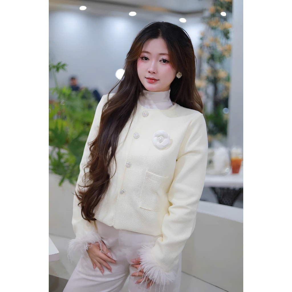 Áo Khoác Dạ Tweed 2 Lớp Phối Tay Lông Vũ Tặng Kèm Ghim Hoa Trà Chất Liệu Dạ Text | BigBuy360 - bigbuy360.vn