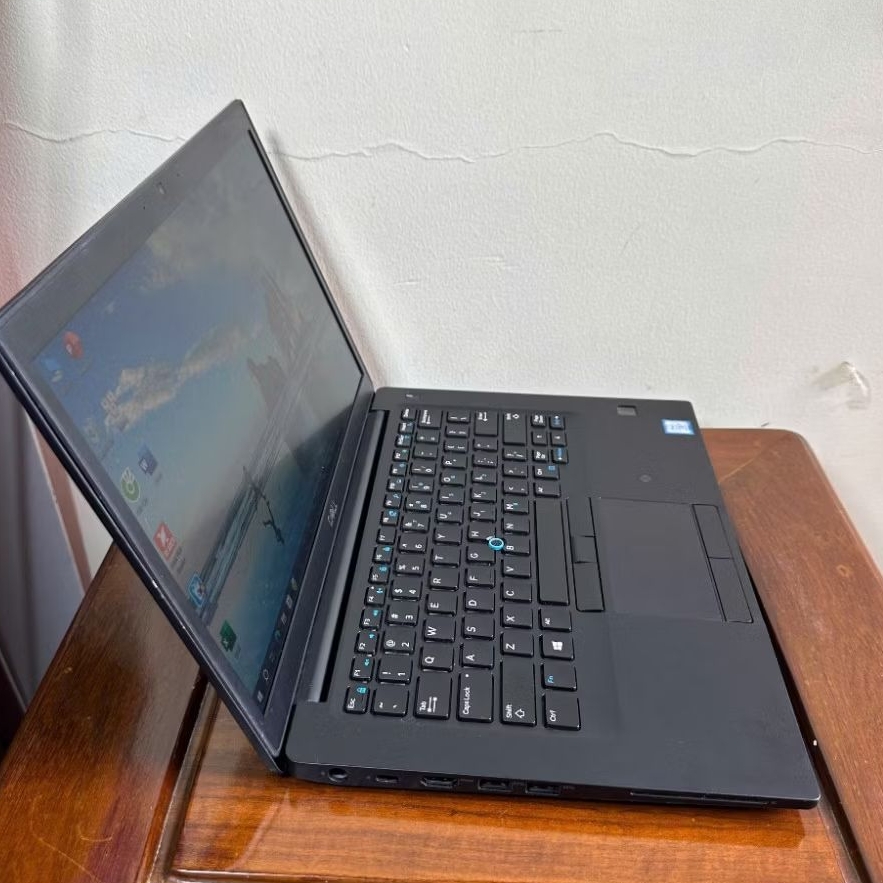 Laptop De LL Latitude 7490 Gen 8 - core i5,i7 - 14 Inch FHD -LAPTOP-GIARE