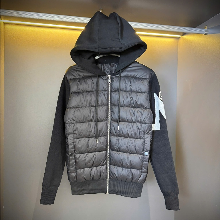 Áo Phao Hot Trend Mon@cler Nam Có Mũ – Phối Tay Nỉ, Mặc Ấm Mùa Đông