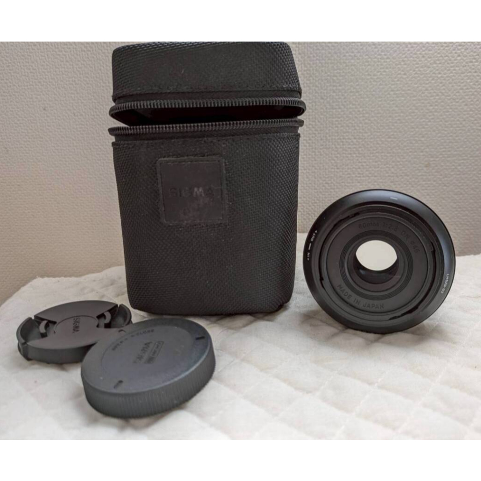 Ống kính lens SIGMA 60mm F2.8 DN Art dùng cho M43 (Lumix,Olympus)