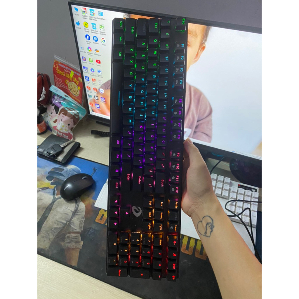Bàn phím cơ Gaming DAREU EK810 – Black (MULTI-LED, Blue/ Brown/ Red D switch)