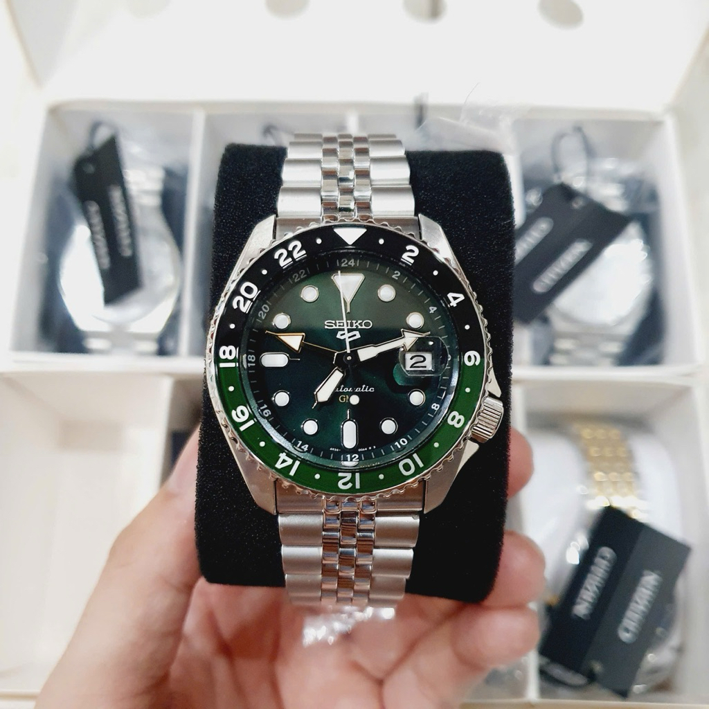 Đồng hồ nam dây thép Seiko 5 Sport Automatic GMT SDX Batman SSK035K1