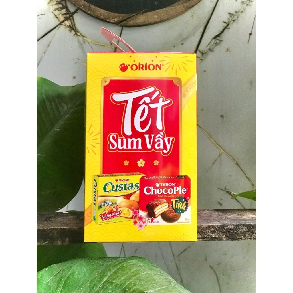 Hộp Bánh Quà Tết Orion - 2 Món - 2 Loại - Choco-Pie và Custas