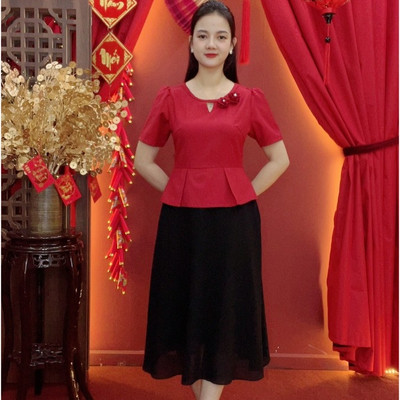 Đầm xòe trung niên - Cổ tròn khoét V kết hoa tay ngắn - Đỏ - TTV2024