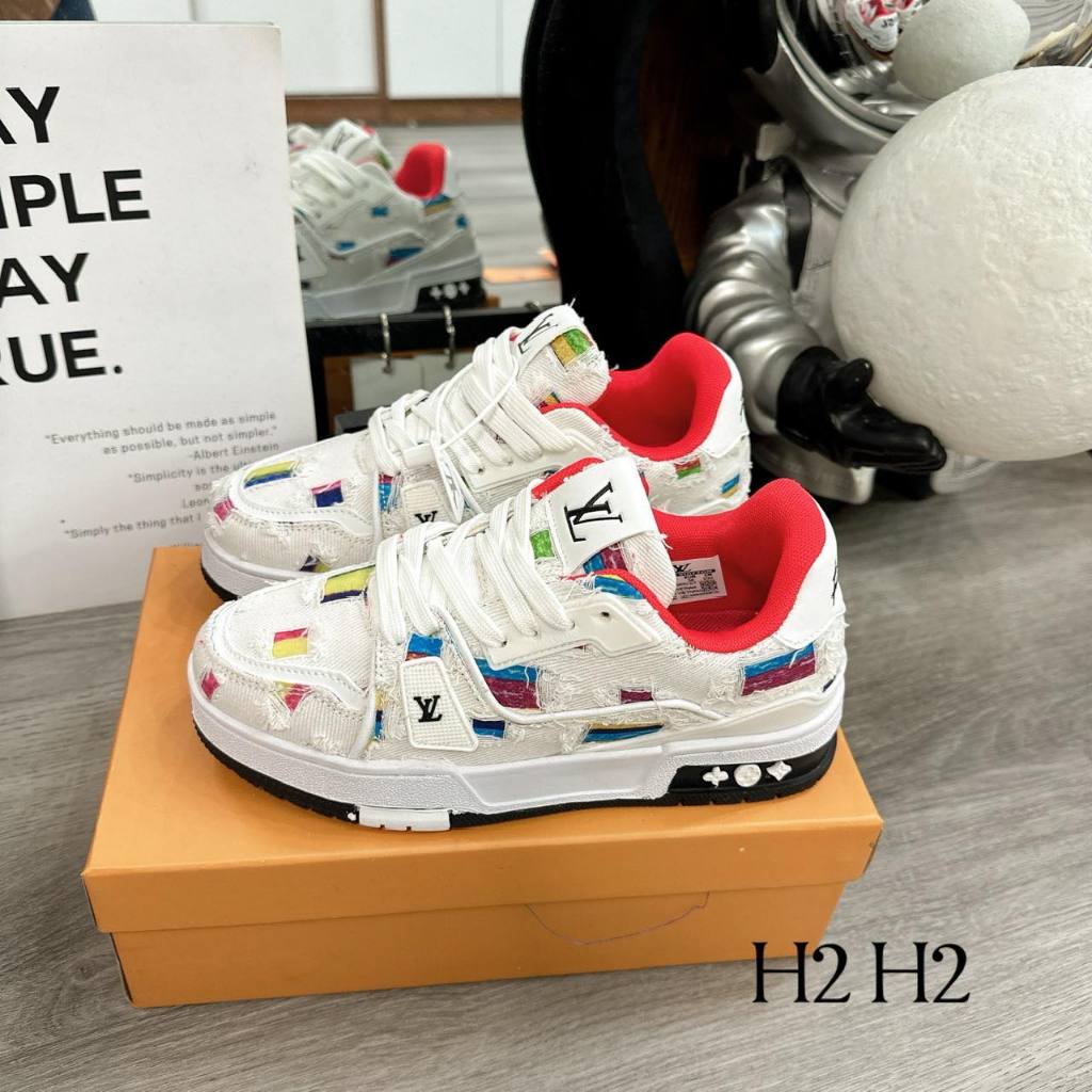 Giày Louis Vuitton LV Trainer Vải Xé Trắng Đỏ – Sneaker Luxury Nam Nữ Cao Cấp
