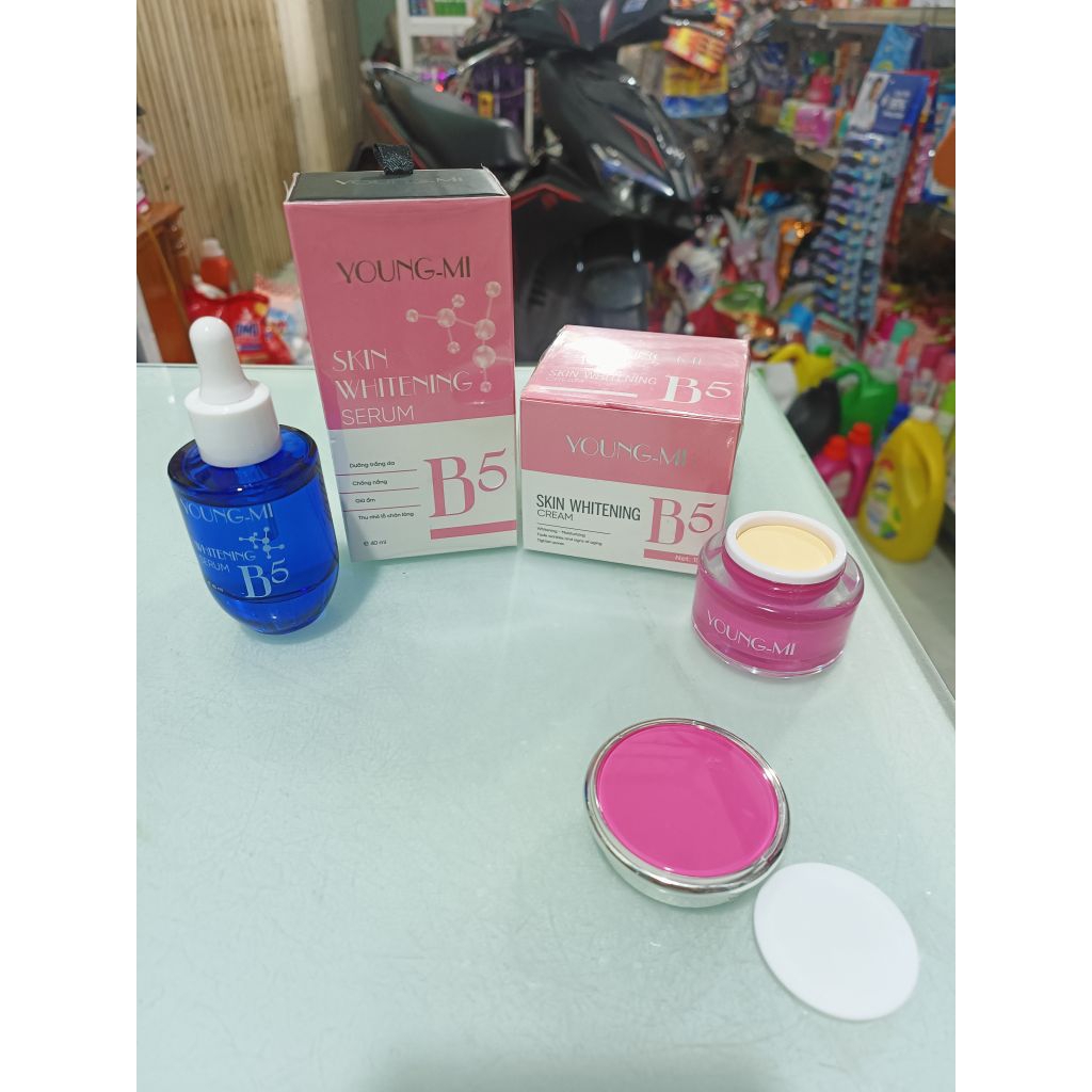 COMBO KEM DƯỠNG TRẮNG DA B5 15g - (serum b5 35ml young mi)