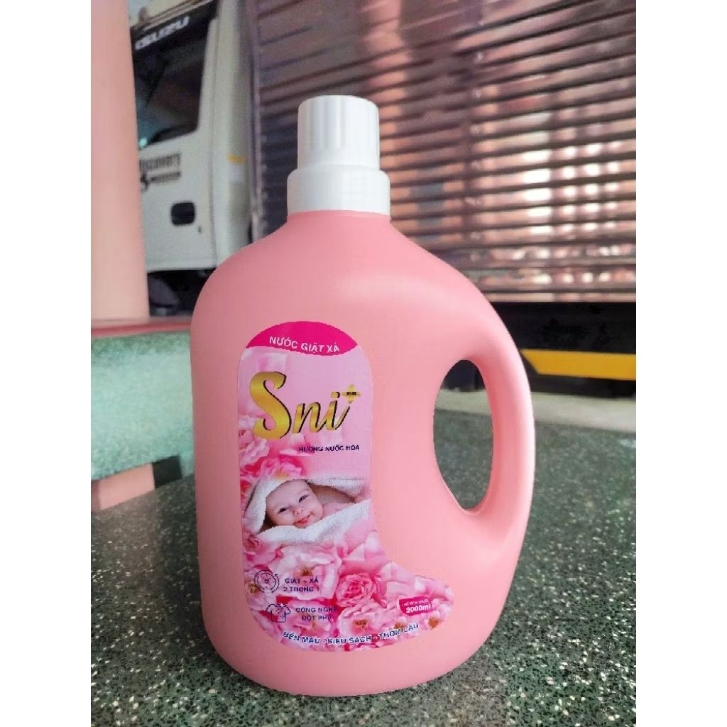 Giặt Xả Cao Cấp Hương Nước Hoa 2000ml