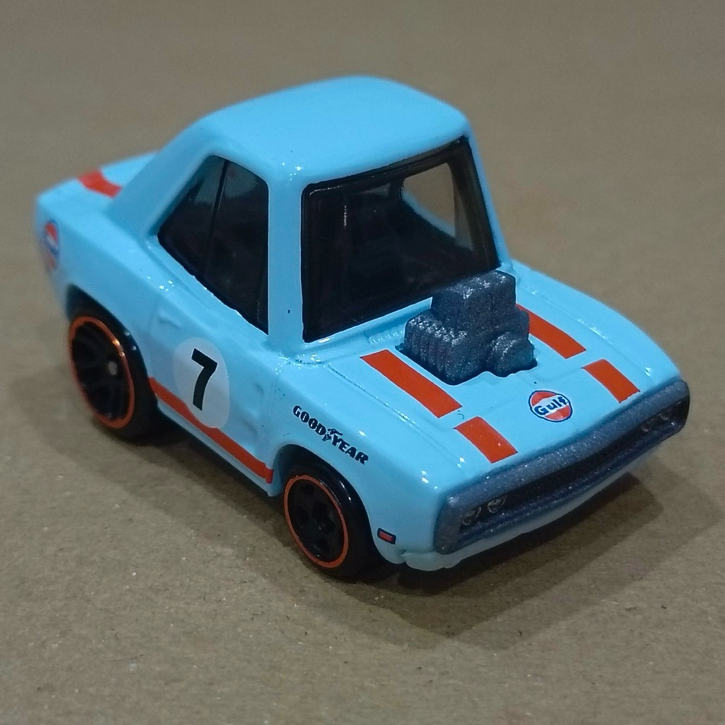 Xe Hot Wheels ‘70 Dodge Charger Gulf