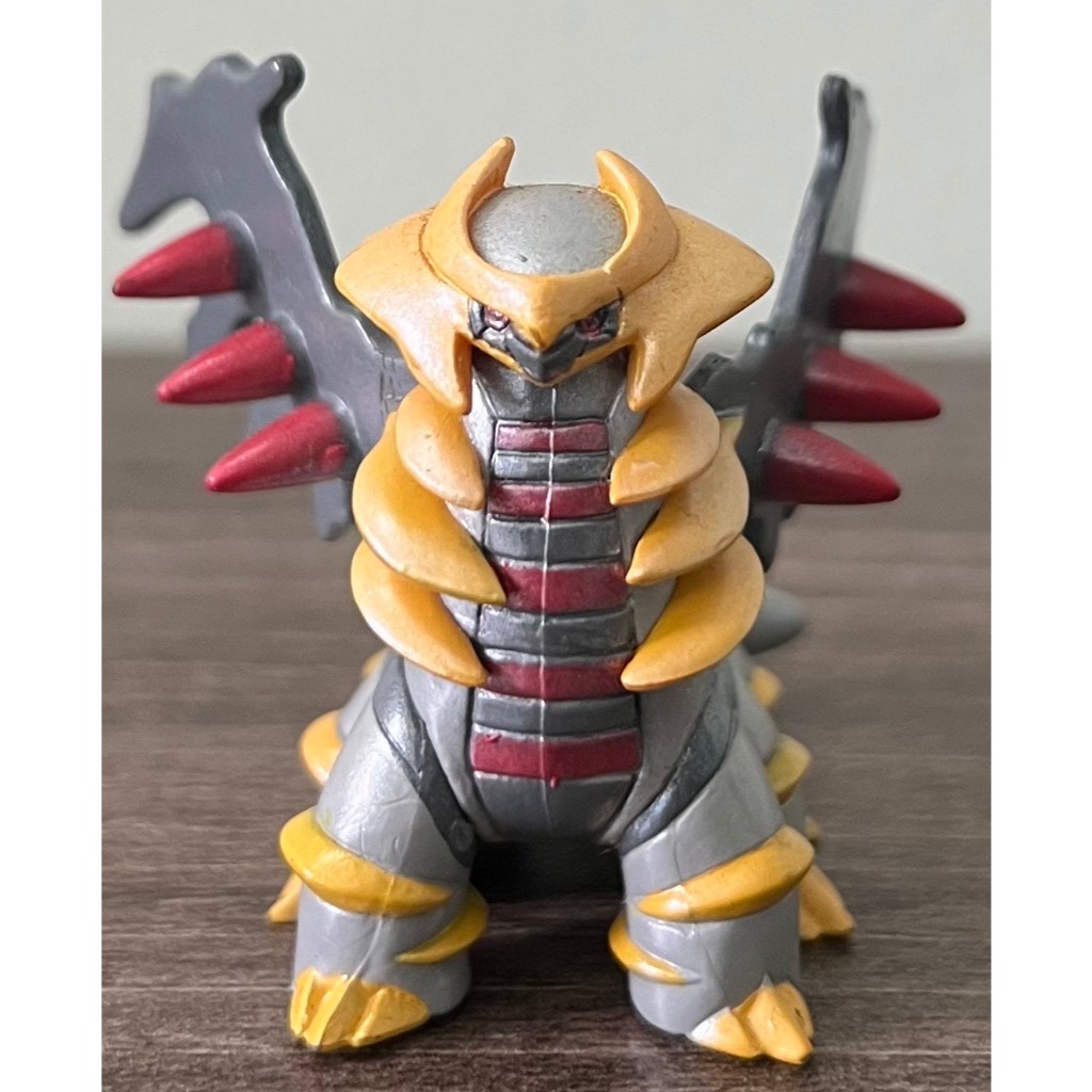 Pokemon Giratina Tomy Chính Hãng