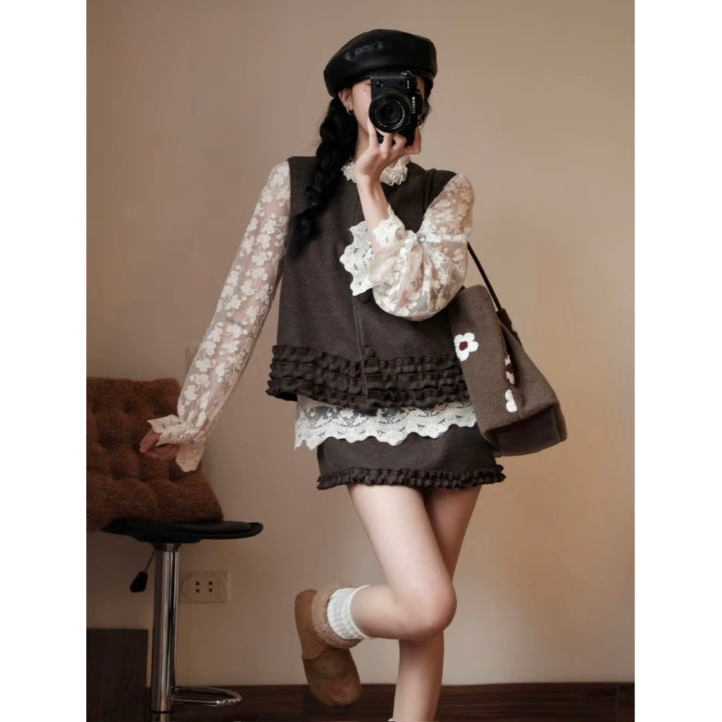 ÁO SƠ MI REN HOA NỔI CỔ REN VIỀN BÈO DÀI TAY BO CHUN 2 LỚP PHÙ HỢP THU ĐÔNG - DÀNH CHO NỮ | BigBuy360 - bigbuy360.vn