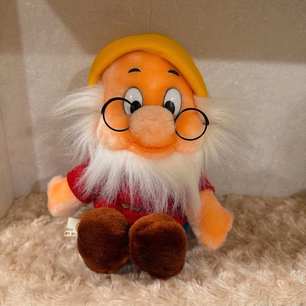 Gấu bông chú lùn Disney bản cổ Sun&star chính hãng Nhật [ Bạch tuyết và 7 chú lùn]