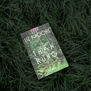 Sách - Thần Rừng (Liz Moore)