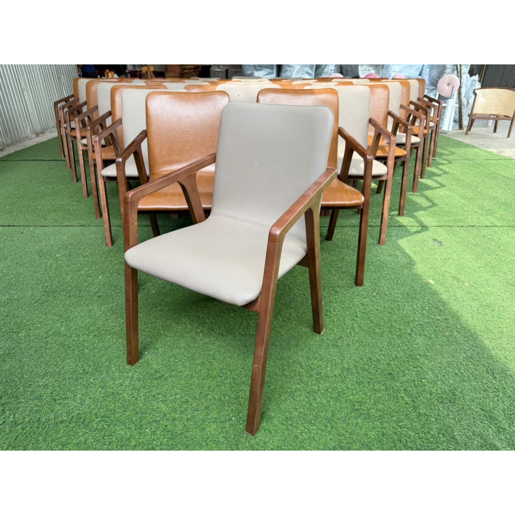 Ghế Hillary Gỗ Cao Su, ghế ăn, ghế nhà hàng decor sang trọng