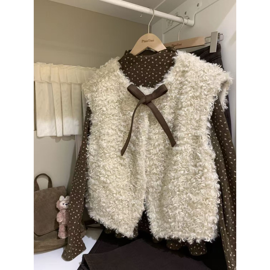 𝓗𝓪𝓷𝓲𝓮 𝓞𝓻𝓭𝓮𝓻_Set áo gile lông kèm áo giữ nhiệt hoạ tiết hoa nhí hottrend H333