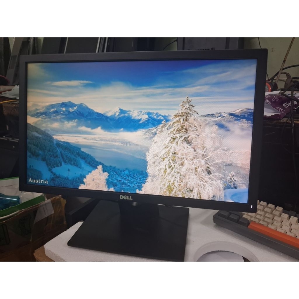 Màn hình văn phòng Dell E2216hv