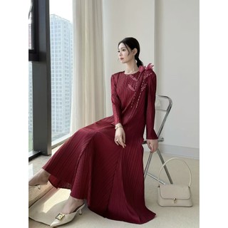 Đầm chất thun lò xo dập ly phối đinh hoa cao cấp, thiết kế dáng đuôi cá tôn dáng, sang trọng - 55Kg.Linh