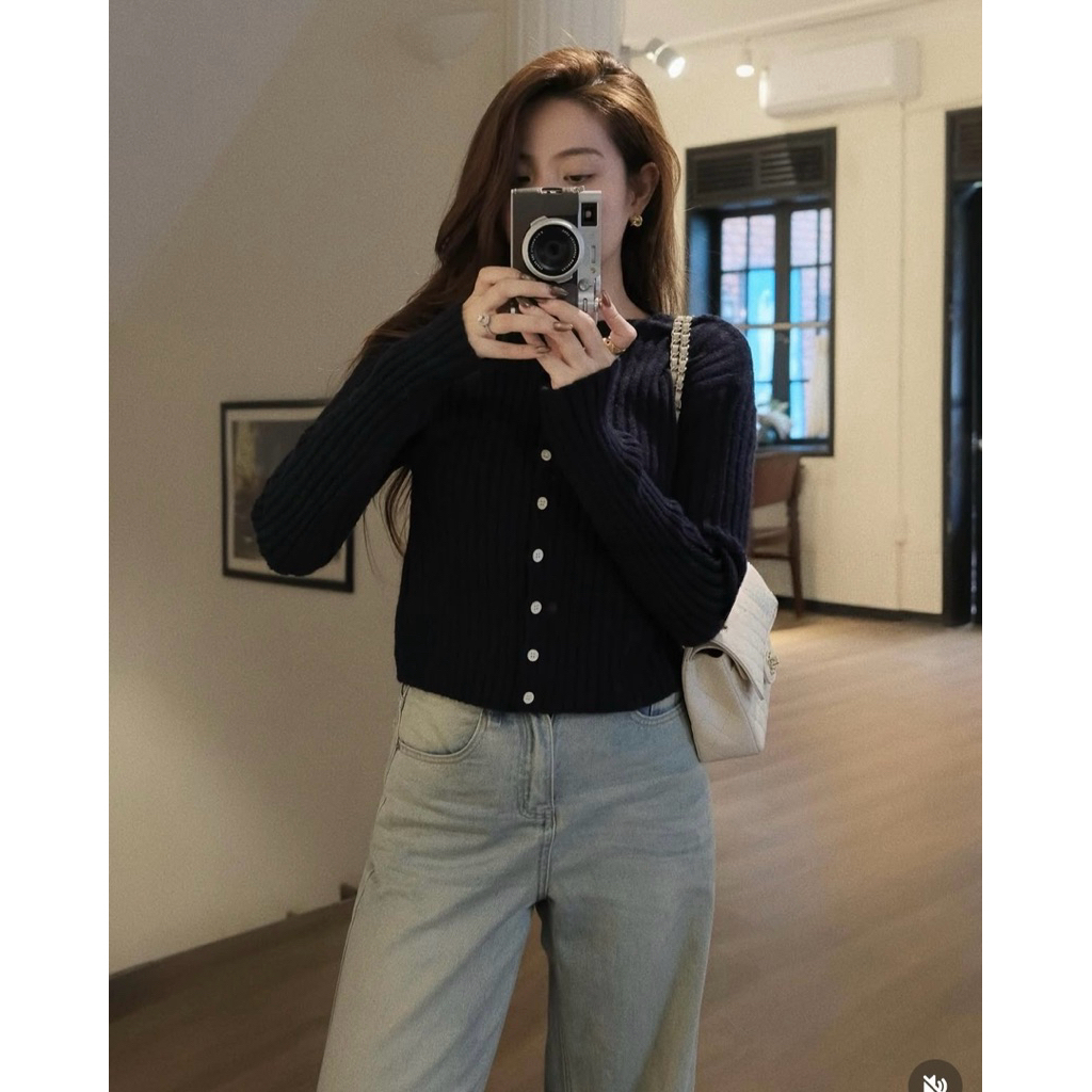 𝟏𝟒𝐚𝐦.𝐬𝐭𝐮𝐝𝐢𝐨 | Áo Khoác Cardigan Len Tăm Nữ Cổ Tròn Tay Dài, Áo Len Nút Trắng Phong Cách Hàn Quốc