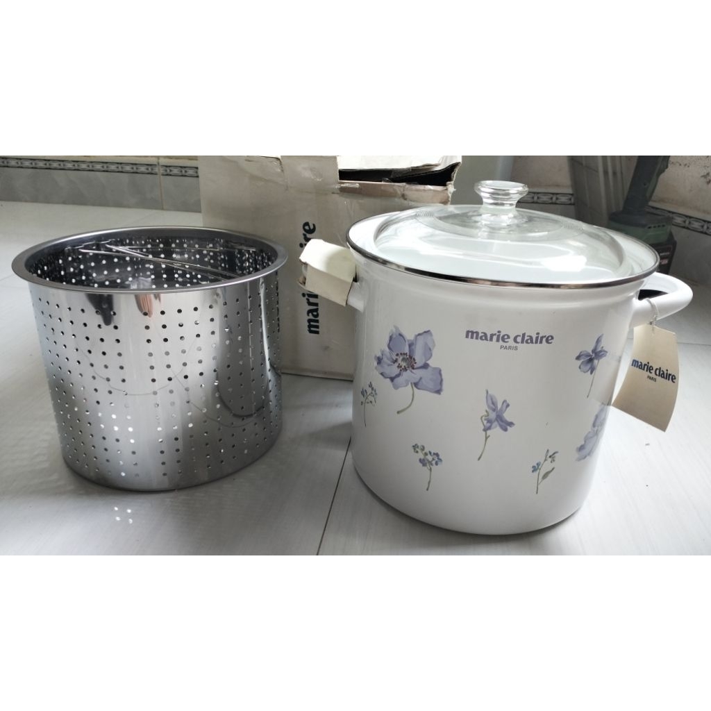 Nồi men Marie Claire của Fuji Horo