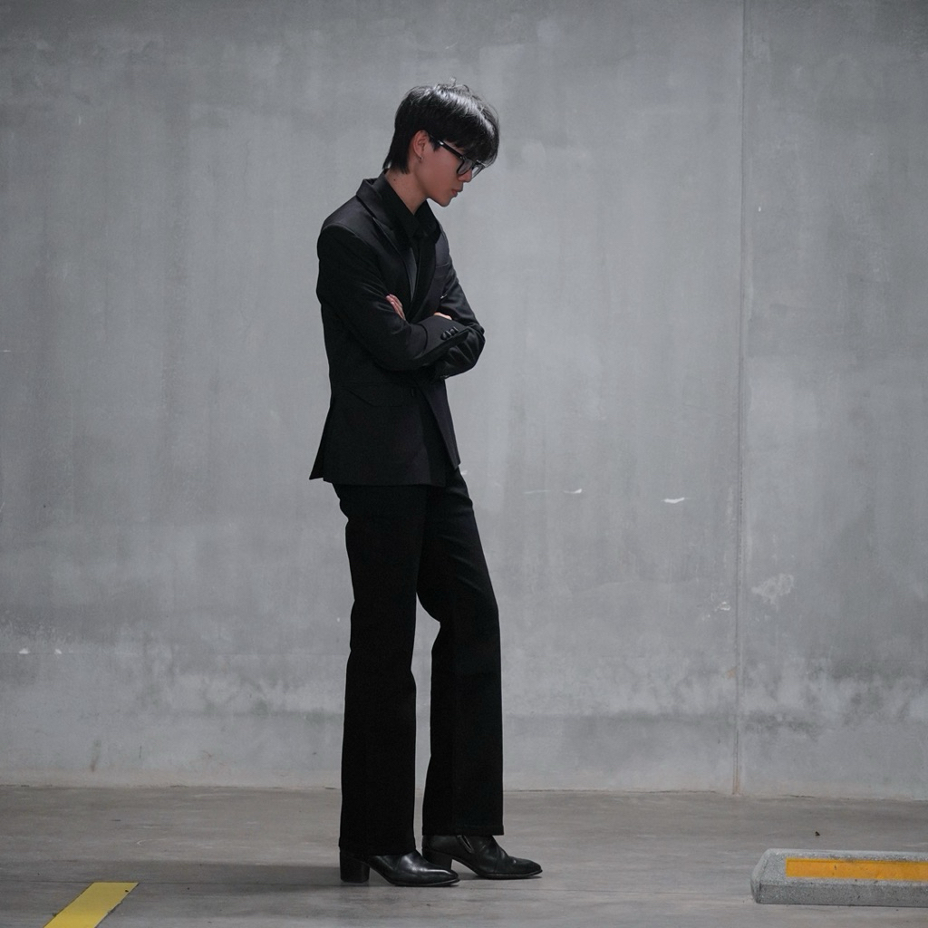 BOOTCUT DENIM IN BLACK - Quần Jeans Nam Form Bootcut Loe Nhẹ Co Dãn | BigBuy360 - bigbuy360.vn