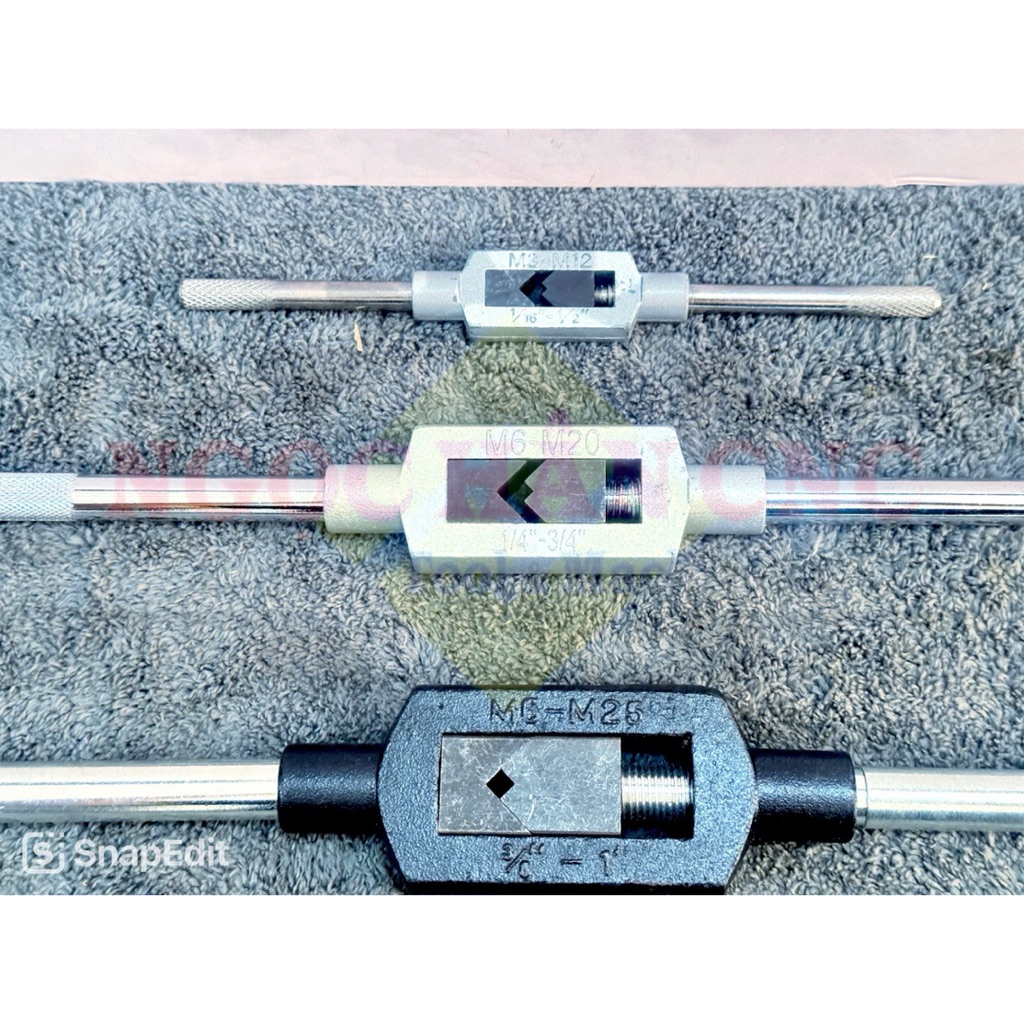 tay quay Taro ngắn  m3-12 , m6-20, m6-25