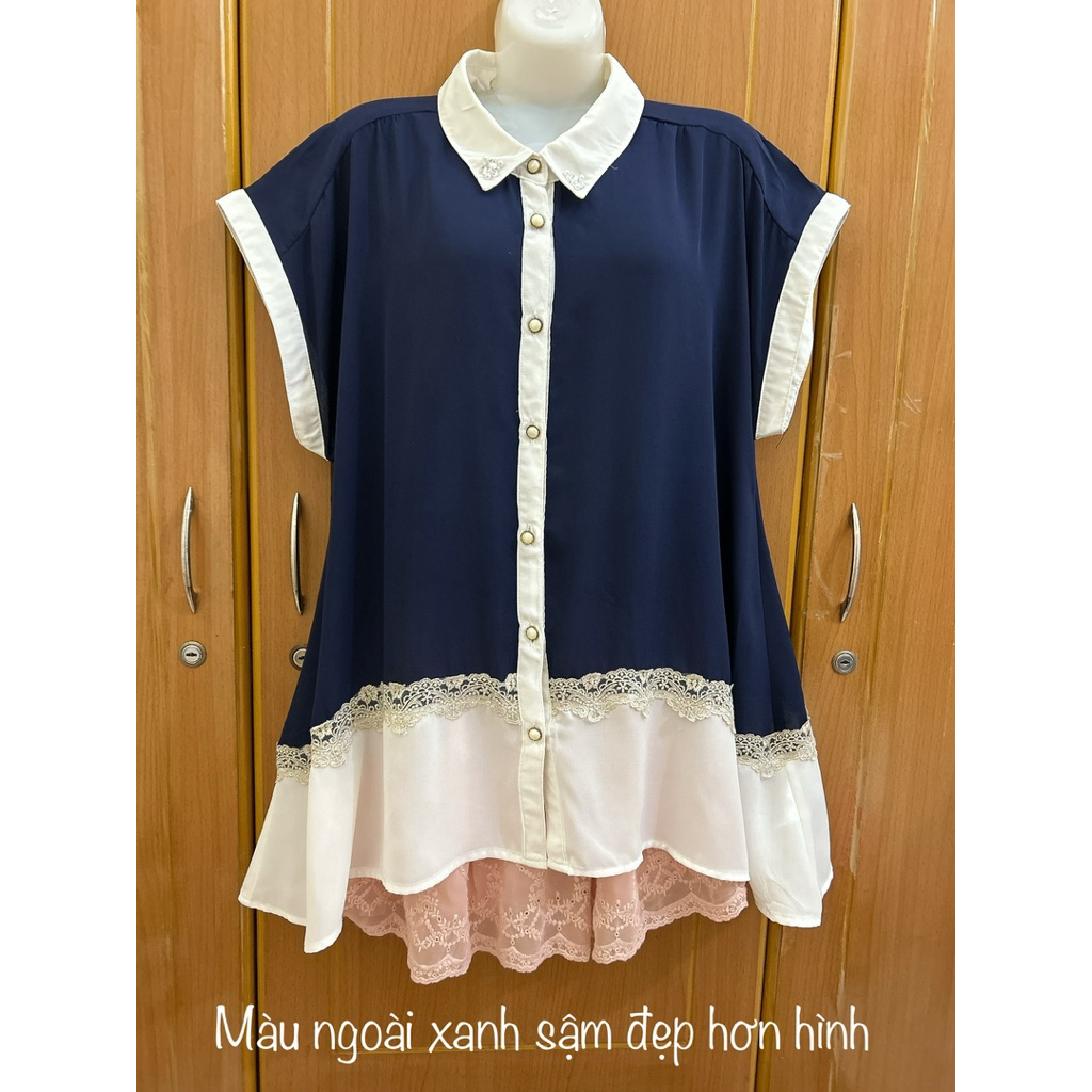 Áo 2hand Nhật hiệu Axes Femme xanh sậm phối ren