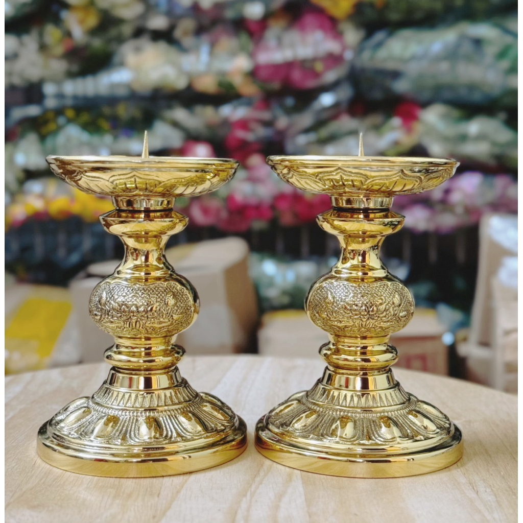 CẶP CHÂN NẾN BẰNG ĐỒNG DÀY.