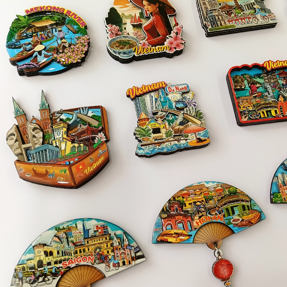 Magnet Lưu Niệm Việt Nam - Nam Châm Tủ Lạnh quạt gỗ 3D hình quạt  - Quà Tặng Lưu Niệm Việt Nam