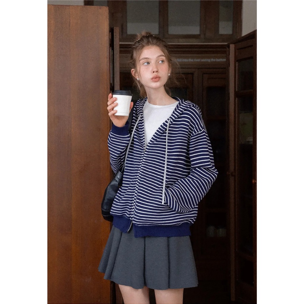 [EGGKA] Áo hoodie sọc có khóa kéo