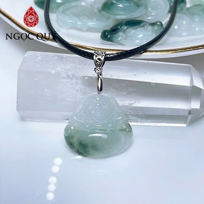 Mặt dây chuyền cẩm thạch A - Mặt dây chuyền phật di lặc phỉ thúy hoa bay chất nếp băng 21x21mm - Ngọc Quý