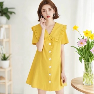 Đầm váy freesize vàng cổ bèo nút trắng