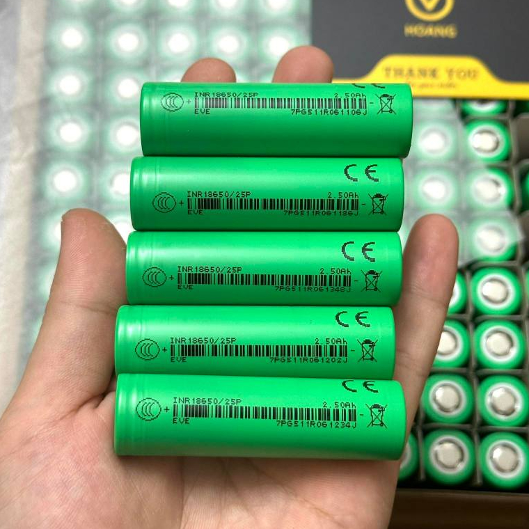 Pin EVE 25P Dung Lượng 2500mAh xả cao 12C 30A Nội Trở 13-15mΩ Hàng Mới