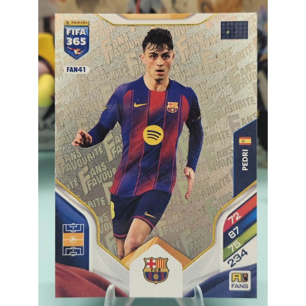 Thẻ FAN FAVOURITE Pedri Panini Fifa 365 2025/2026 (Barcelona) (25/26) (Bóng Đá)