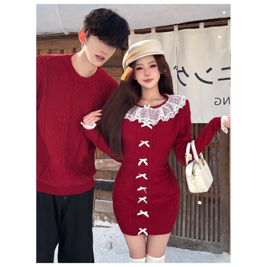 Bộ Đồ Đôi Áo Đôi Len Mùa Đông Màu Đỏ Rực Rỡ Dạo Phố Đón Tết
