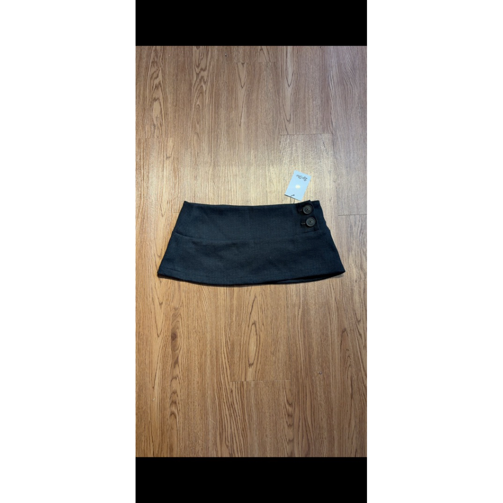 LIPSHE | LIPSHE | MEGAN SKIRT CHÂN VÁY DẠ THUN CẠP LƯNG TRỄ CÓ QUẦN BẢO HỘ