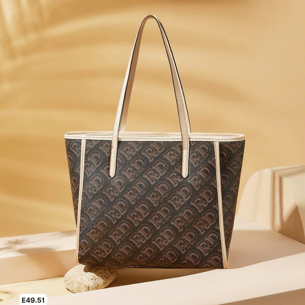 Túi xách 𝐑𝐄𝐃𝐃𝐑𝐀𝐆𝐎𝐍𝐅𝐋𝐘 M0801 E49.51