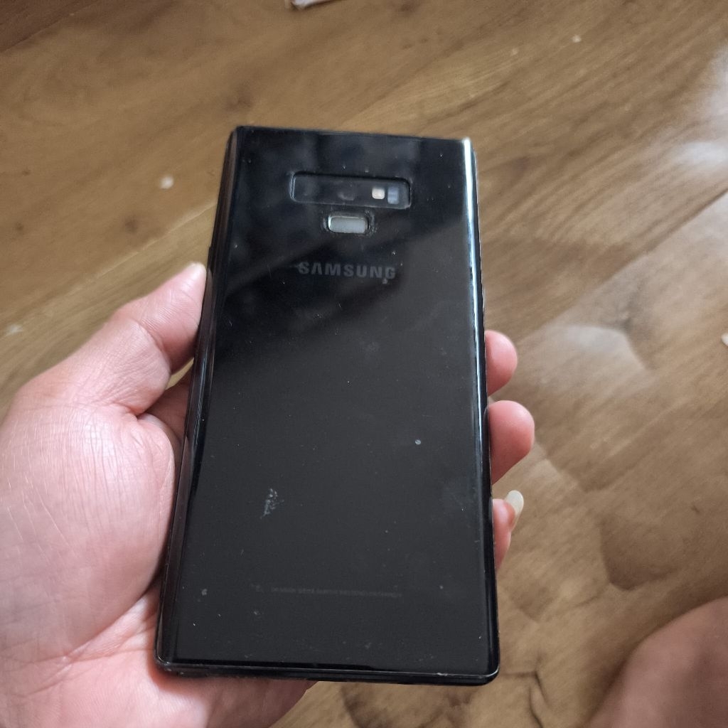note 9 hàn 2 sim 6/128 màn xanh cao sáng thì ok