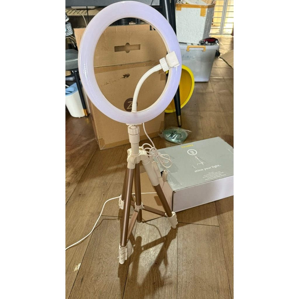 Đèn livestream heyday