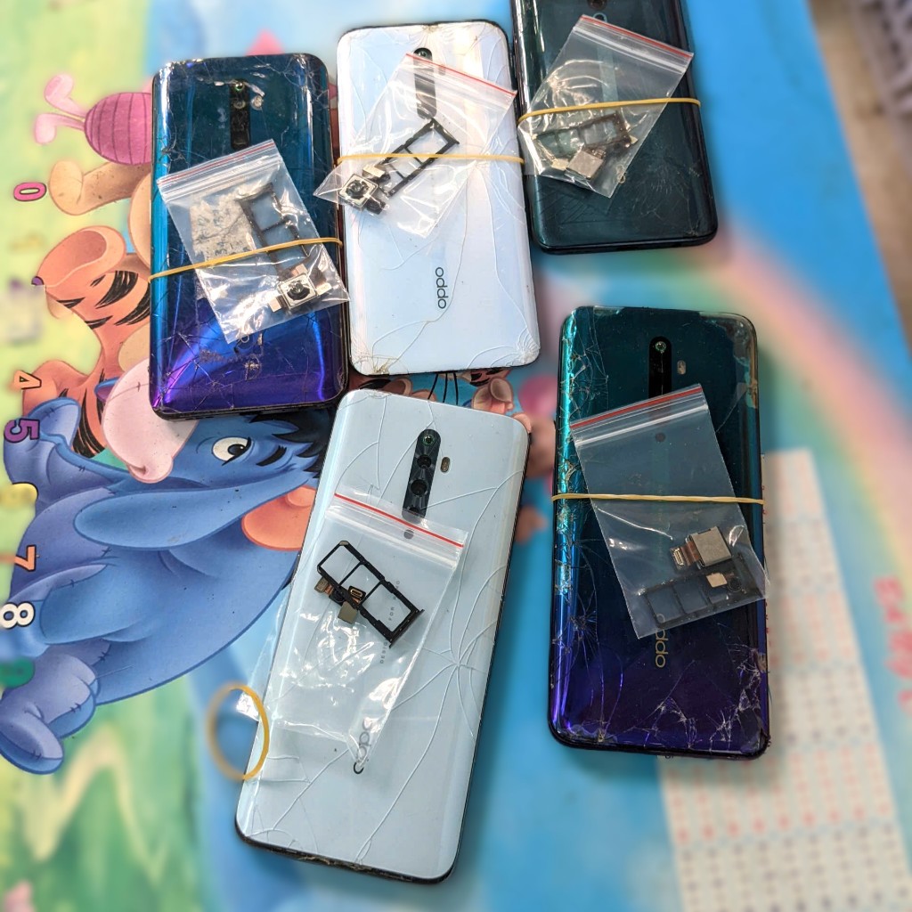 Cụm xác Oppo Reno 2F hư màn,không MAIN lấy linh kiện ( Pin Oppo BLP737 ) - Linh kiện Reno 2F