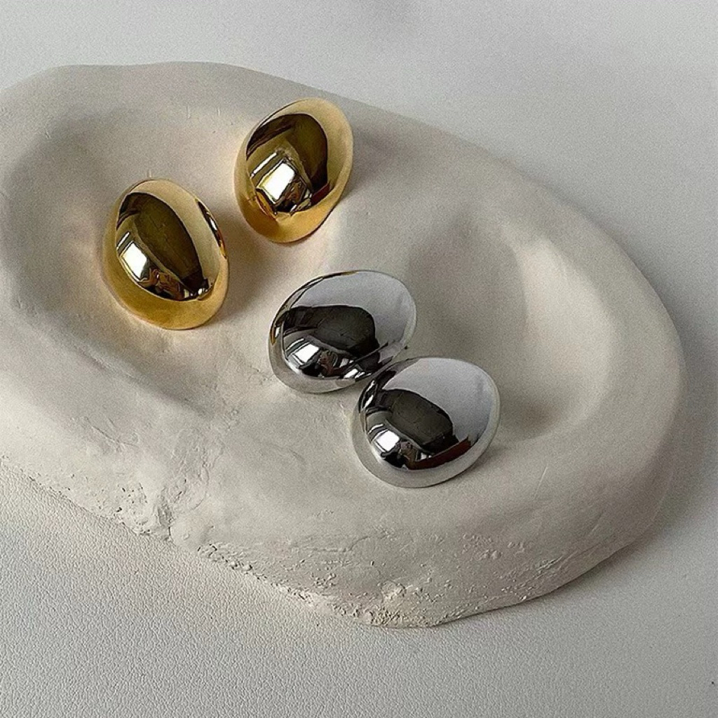 Hoa tai trứng mặt bóng - Olivia’s Stuff