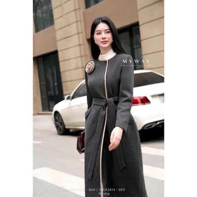 Áo Khoác Dạ Nữ MY WAY Dáng Dài Cổ Tròn Kèm Đai Cao Cấp 3MAD214TH