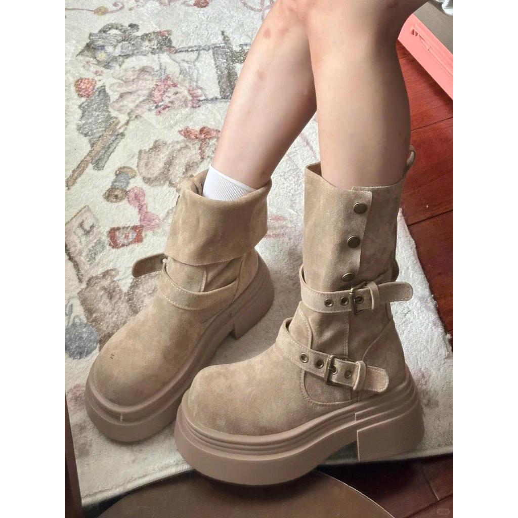 Giày Bốt Nữ Cao Cổ Da Lộn Phong Cách Retro Matin, Đế Dày Hack Dáng, Khuy Bấm Cá Tính, Size 35-39, Thích Hợp Thu Đông.