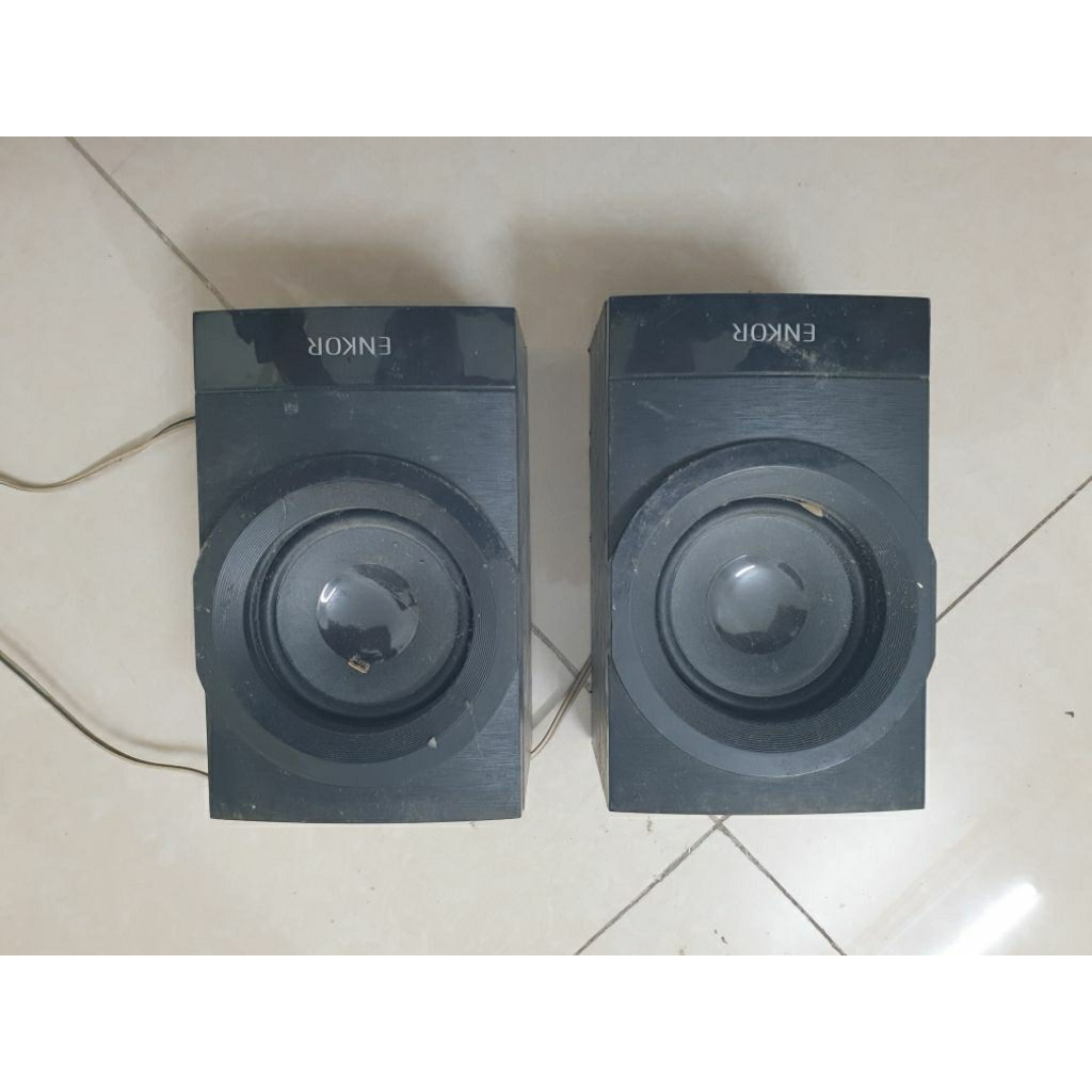 Đôi loa vệ tinh loa vi tính enkor