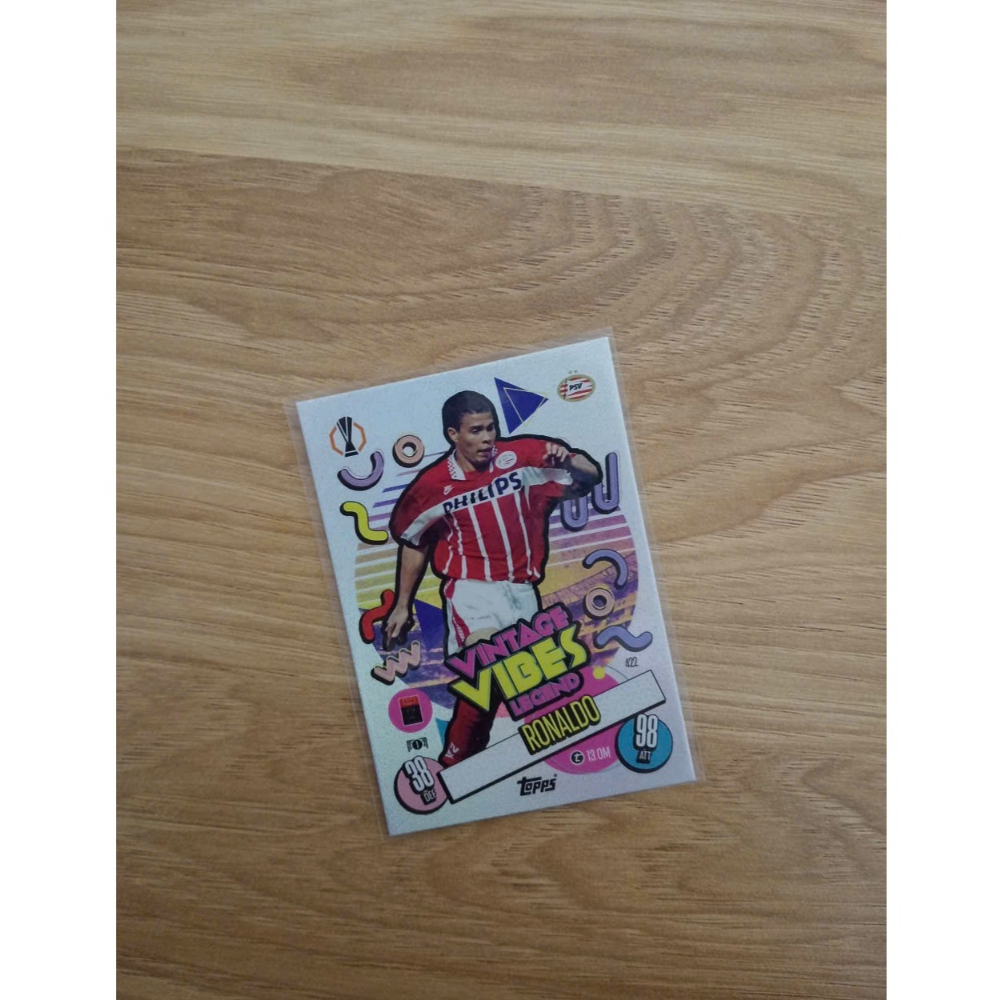Thẻ Bóng Đá Topps Match Attax 24/25 24 25 2025 Ronaldo de Lima - R9 - Vintage Vibes - Legend - PSV E