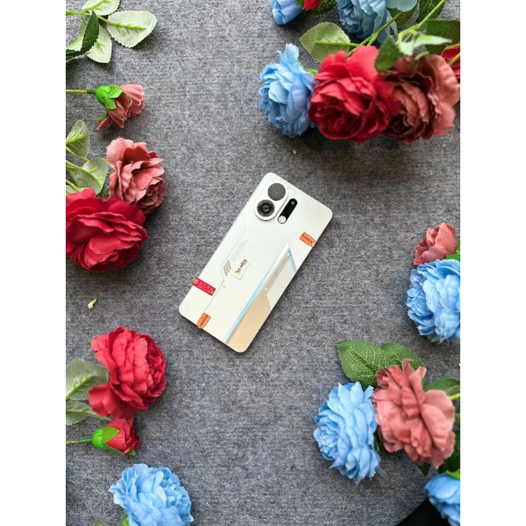 Oppo K13 Turbo Pro 5G (Snapdragon 8S Gen 4)