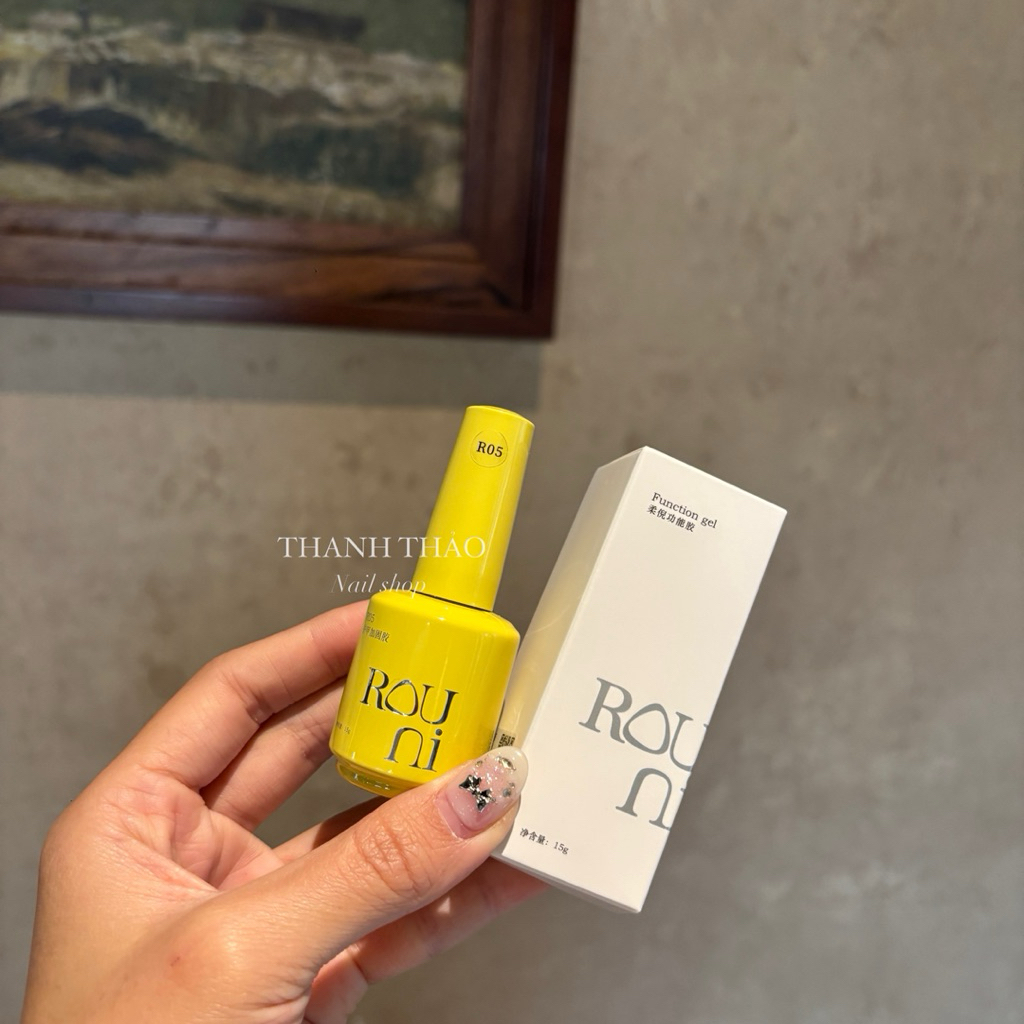 Cứng móng Rouni R05