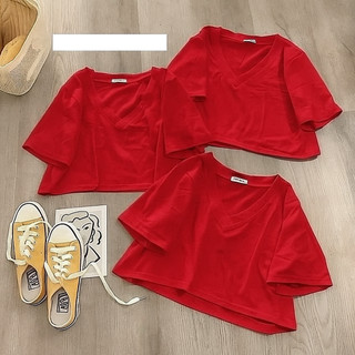Áo croptop nữ cổ tim form rộng màu đỏ – áo thun croptop basic