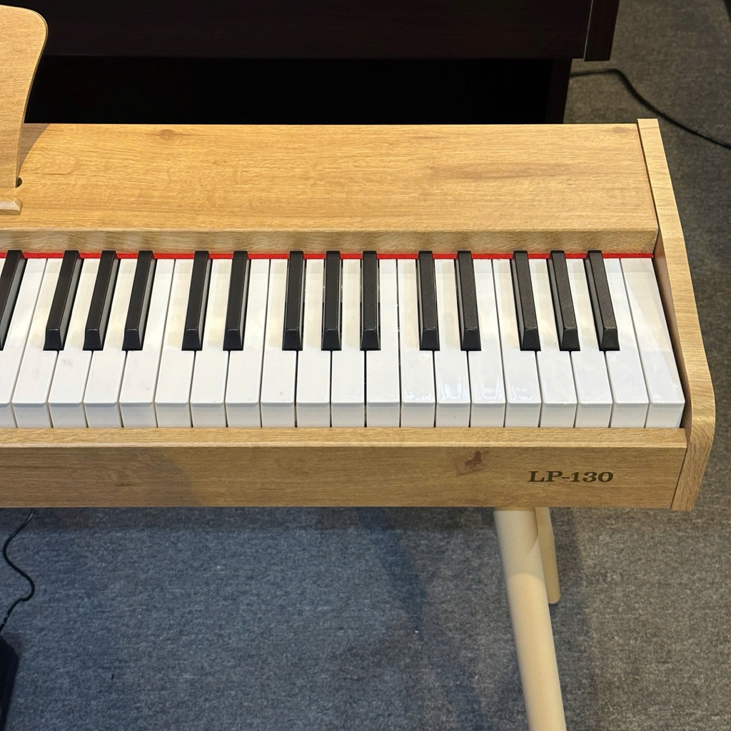 Piano Louis LP-130 - Piano điện nhỏ gọn cao cấp - Âm hay phím nặng hơn Yamaha P45 - Thiết kế độc đáo