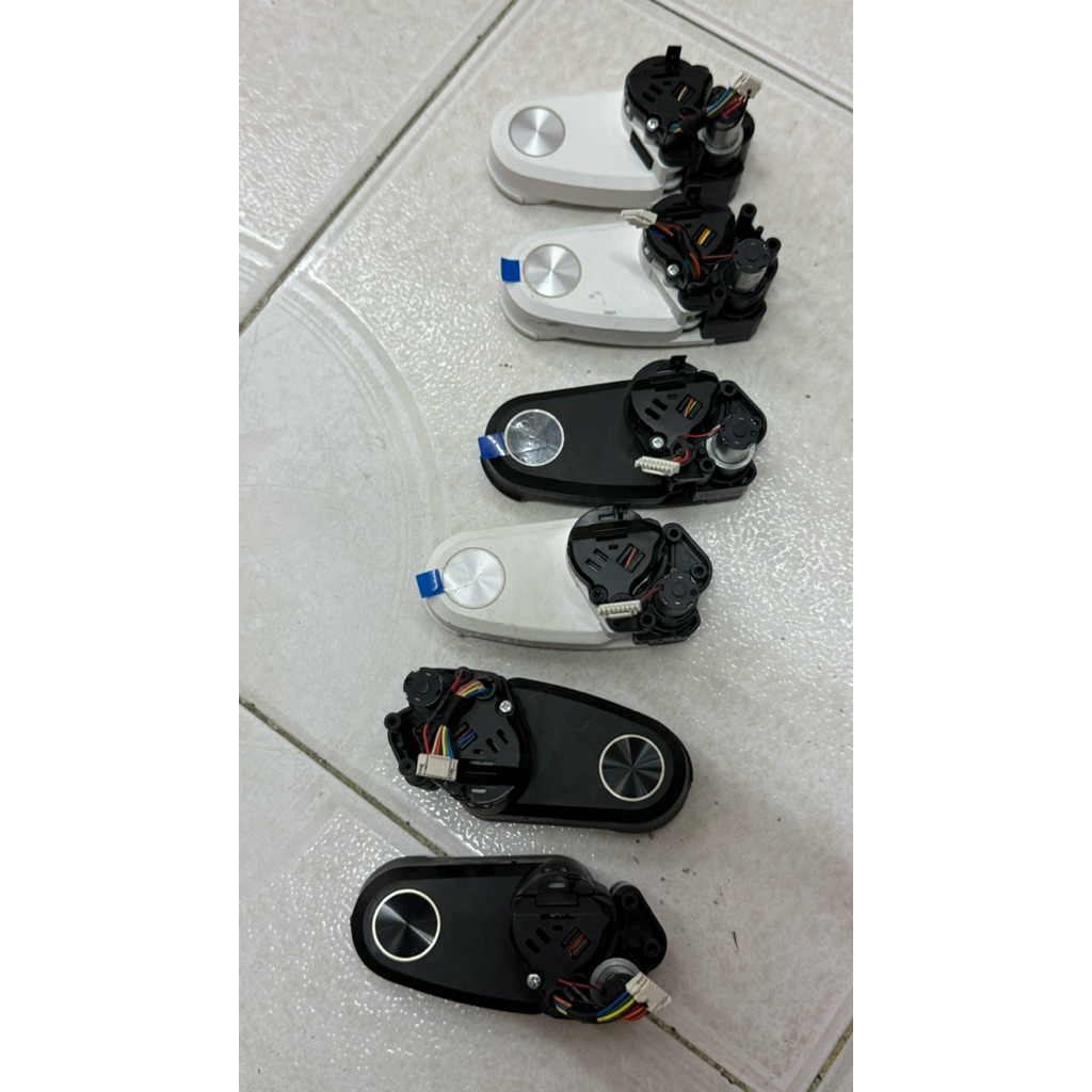 cụm chổi gom robot lau nhà m40- x40ultra hàng tháo máy chưa sd